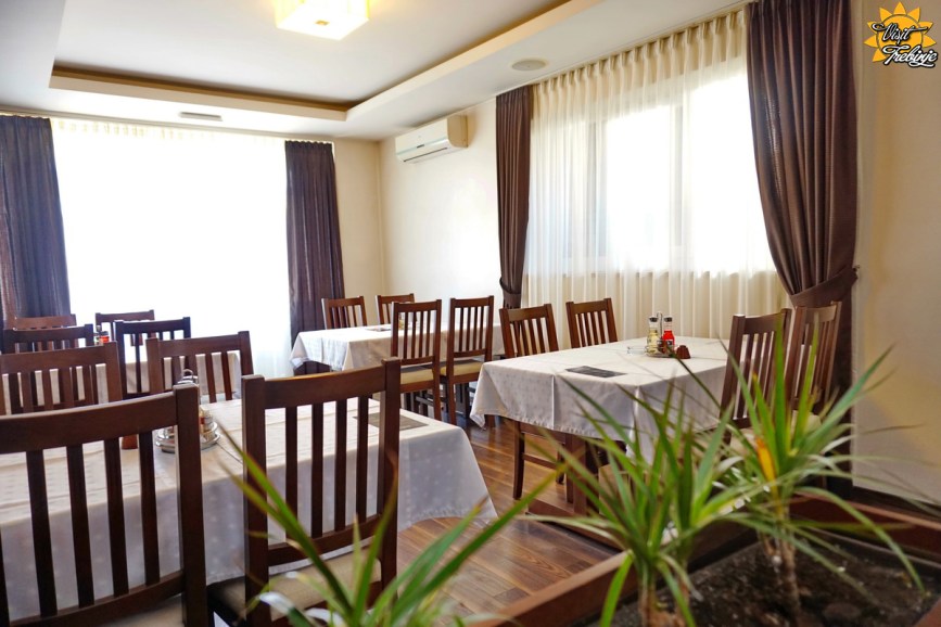 Restoran Tarana Vinogradi (5)  visit.jpg