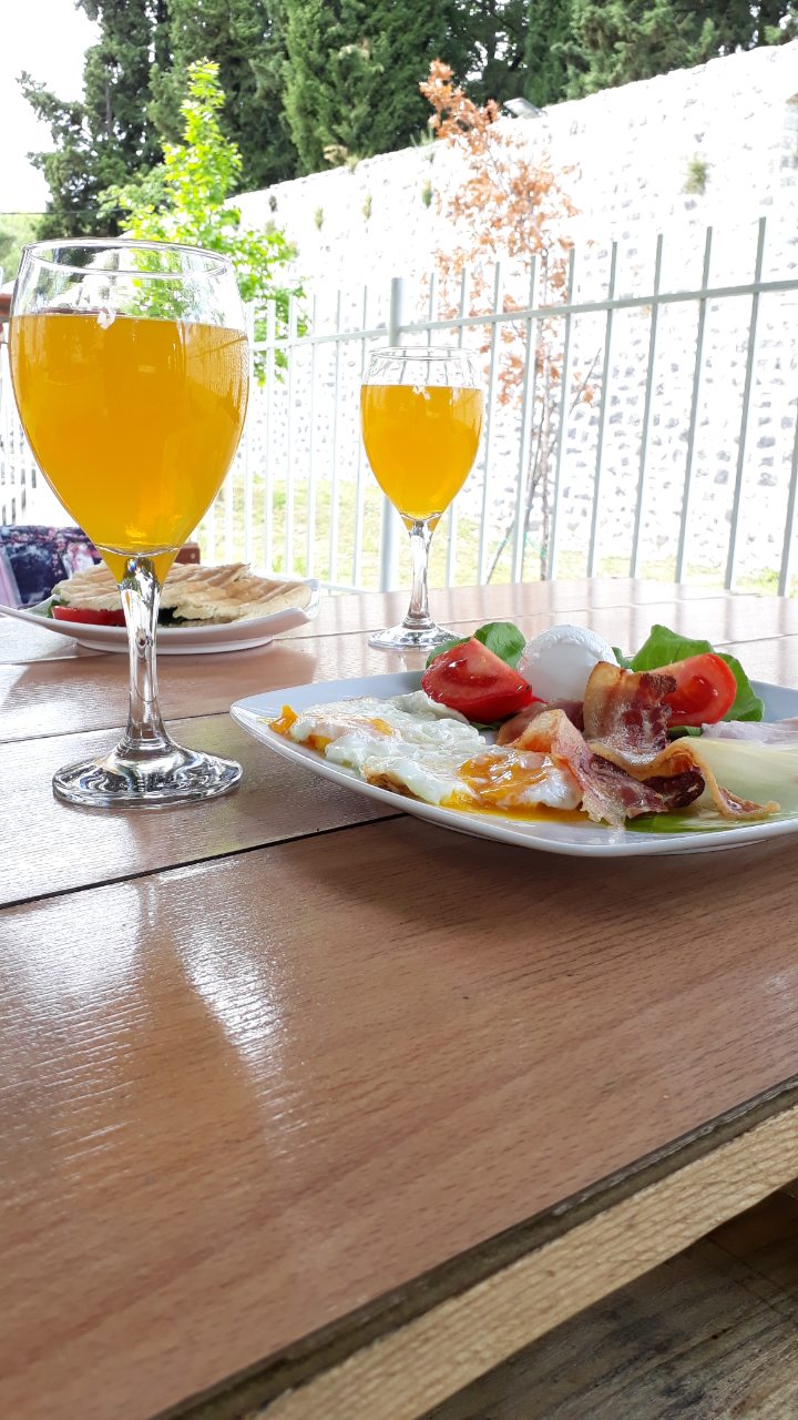 Ljetnja bašta Parkić (4).jpg